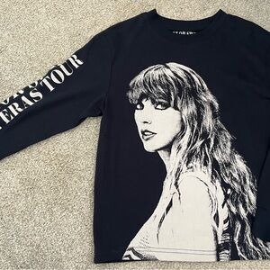 Taylor Swift The Eras Tour Youth Long Sleeve Tee (S)